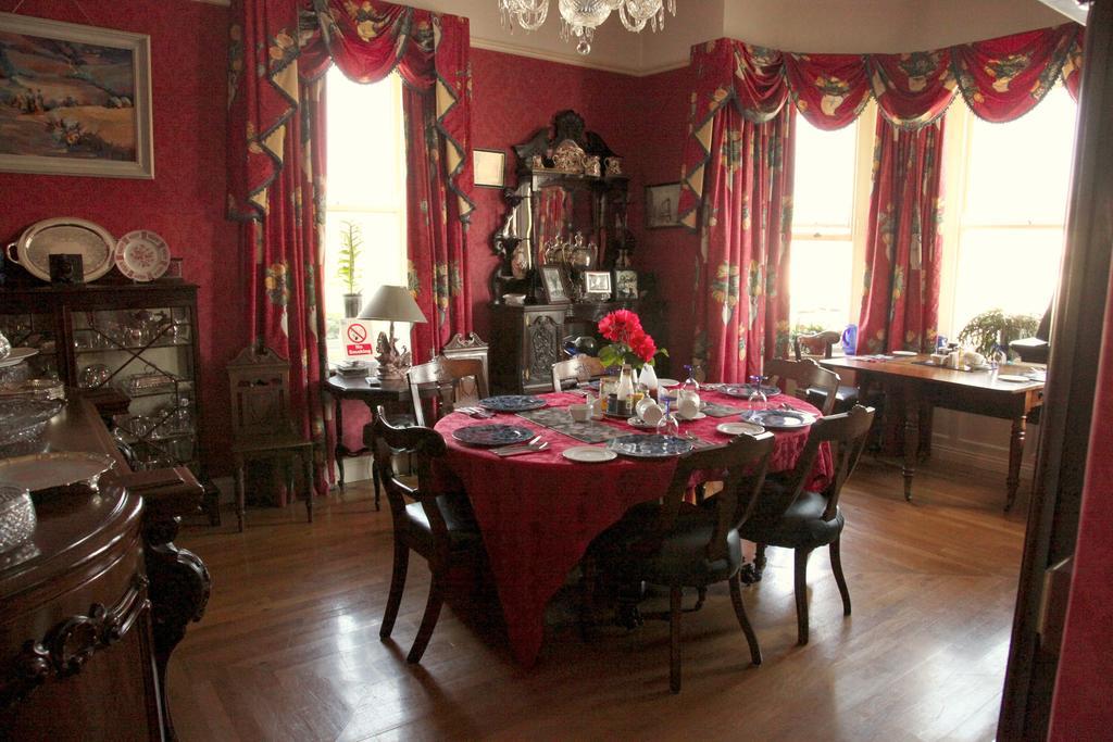 ホテル Roscaoin House ウェストポート エクステリア 写真